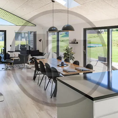 Luxurious Home In Ebeltoft With Sauna